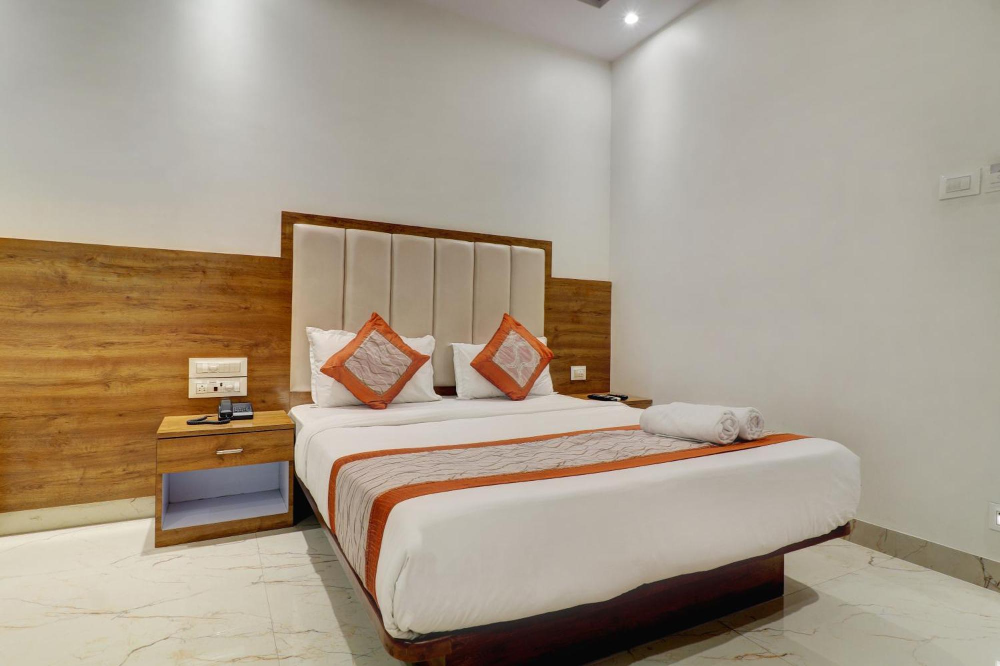 Hotel A K Fort Inn Mumbai Exterior photo